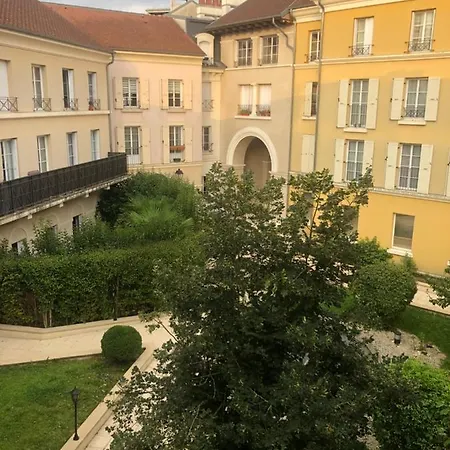 Place Toscane Apartment Serris